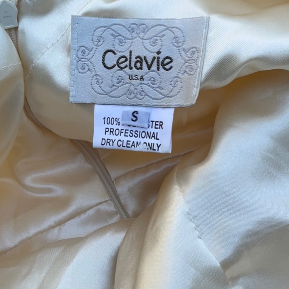 Pale vanilla formal dress, never worn only tried on. Canceled plans - Picture 7 of 7